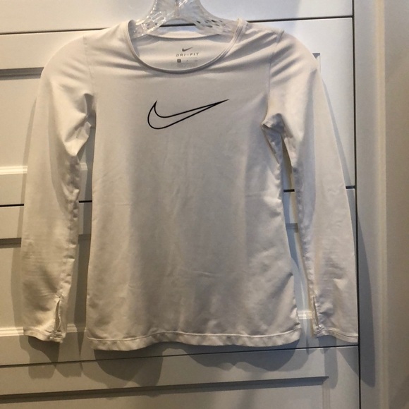 Nike Girls’ Long-Sleeve Top - Picture 1 of 4